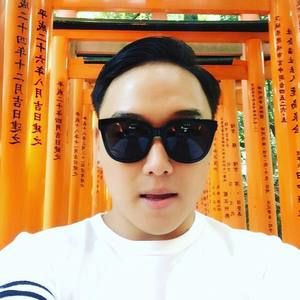 Meet your Posher, Seth